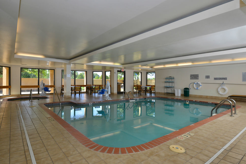 Courtyard By Marriott Bentonville Buitenkant foto